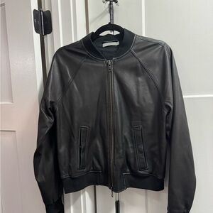 VINCE Black Leather Bomber Jacket Sz M
